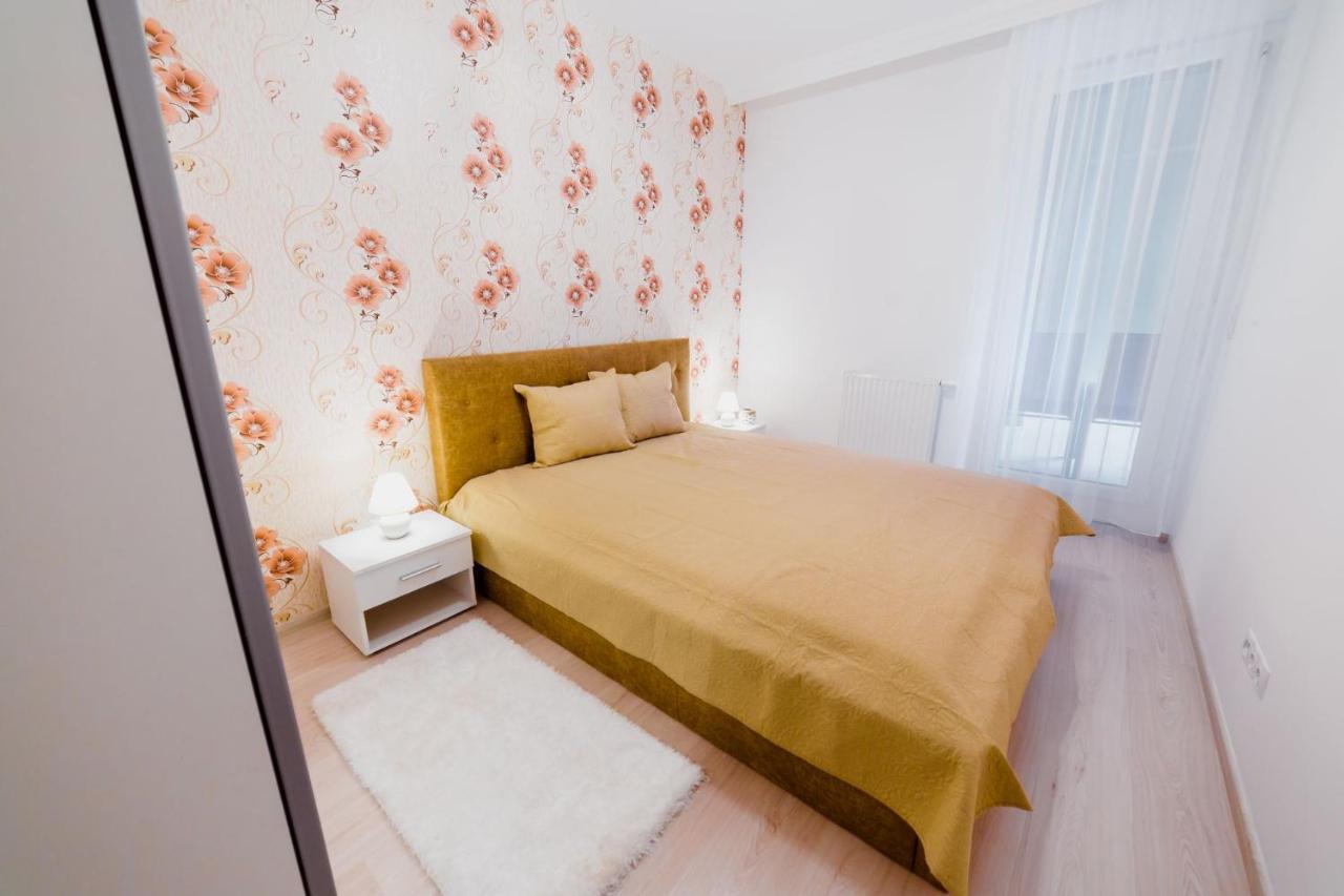 Corvin Promenade With Free Parking Apartment Budapest Luaran gambar
