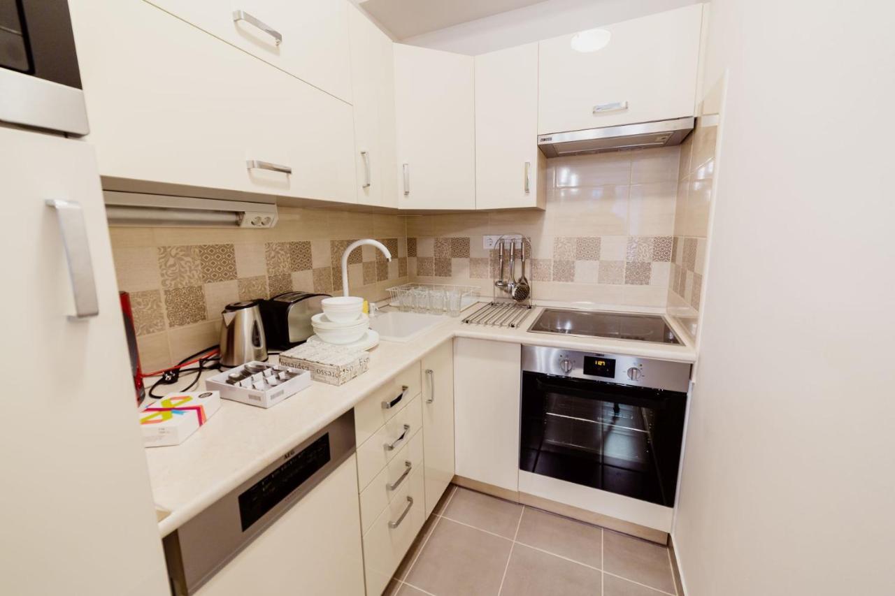 Corvin Promenade With Free Parking Apartment Budapest Luaran gambar